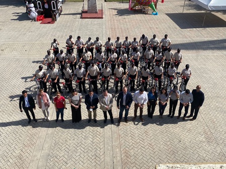 High School Students Receiving Bikes In Montemorelos 450X