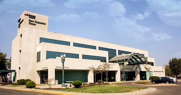 exterior of Kerr Outpatient Center building in Hanford, CA